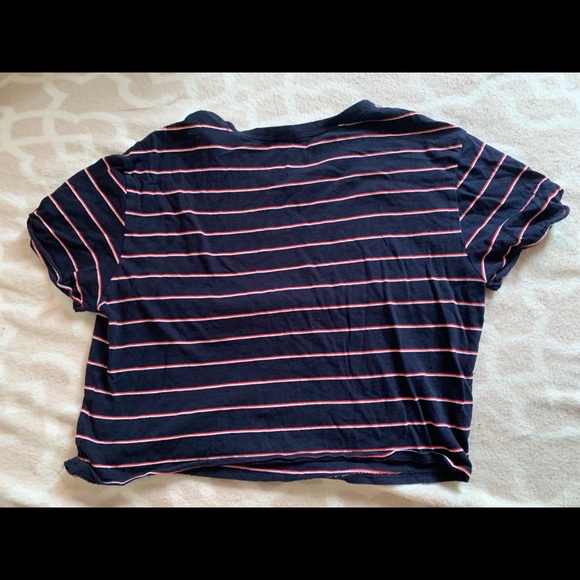 Cropped striped shirt - Picture 2 of 2